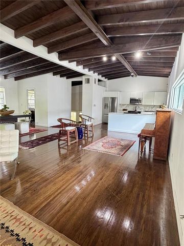 3596 Main Highway, Miami, FL 33133