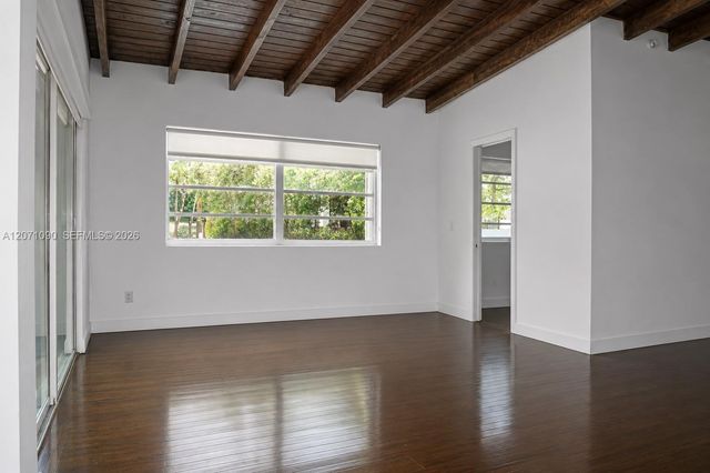 3596 Main Highway, Miami, FL 33133