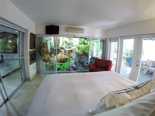 3596 Main Highway, Miami, FL 33133