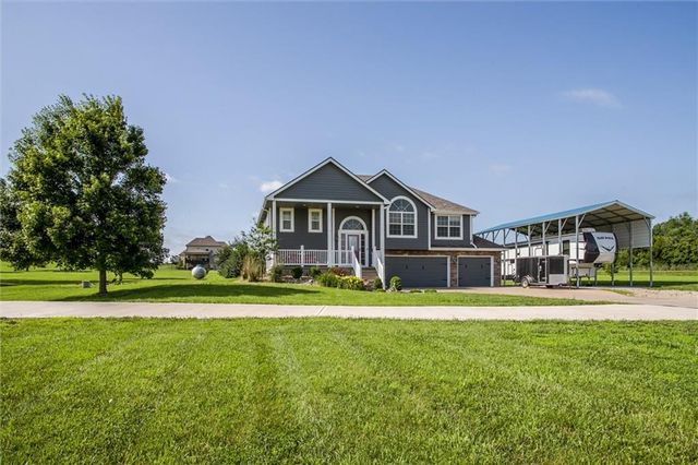 16963 Auburn Court, Bonner Springs, KS 66012