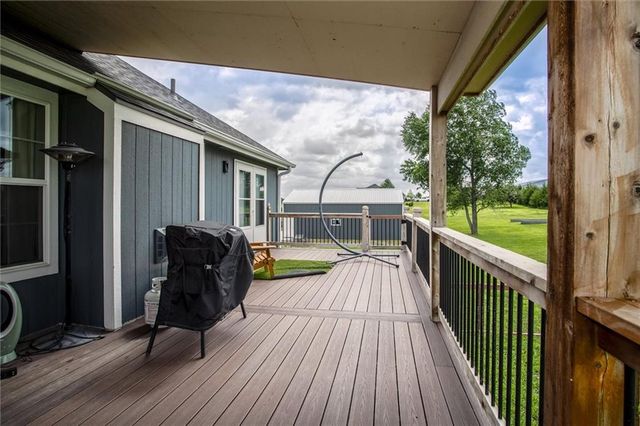 16963 Auburn Court, Bonner Springs, KS 66012