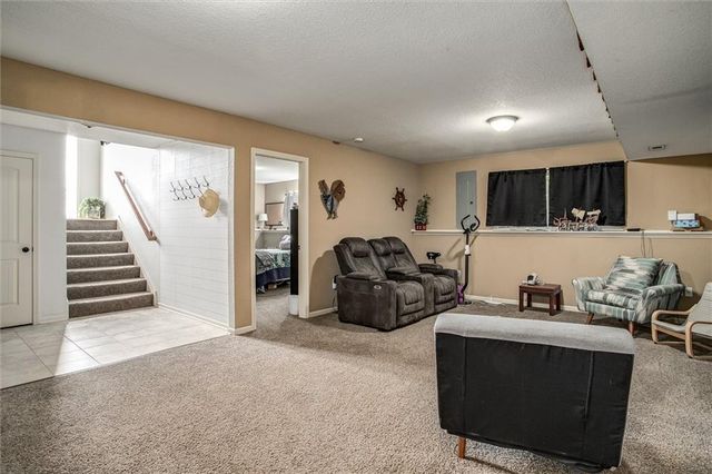 16963 Auburn Court, Bonner Springs, KS 66012