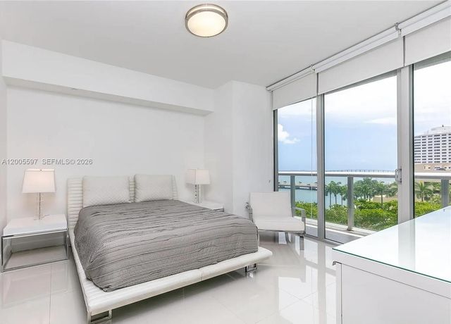 495 Brickell Ave 703, Miami, FL 33131