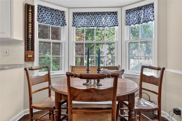 10345 Cherokee Lane, Leawood, KS 66206