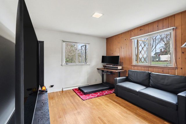 3784 Jennings Drive, Kalamazoo, MI 49048