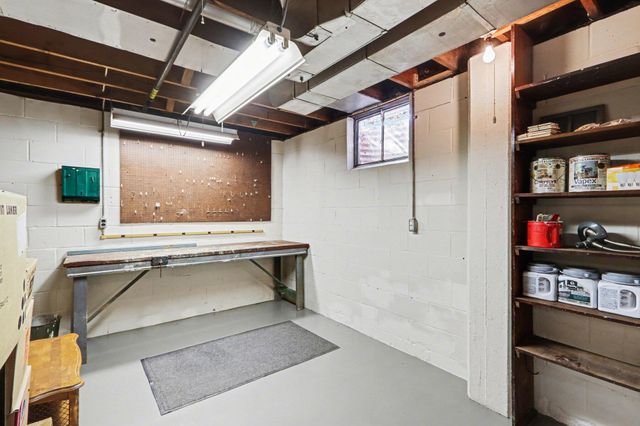 3784 Jennings Drive, Kalamazoo, MI 49048