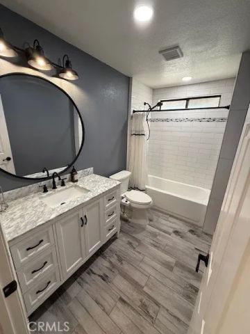 19534 Kiningham Drive, Bloomington, CA 92316