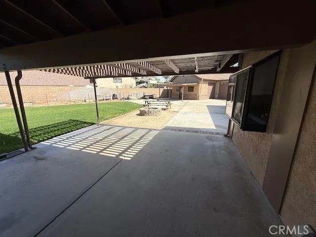 19534 Kiningham Drive, Bloomington, CA 92316