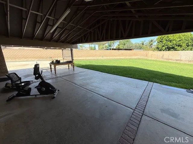 19534 Kiningham Drive, Bloomington, CA 92316