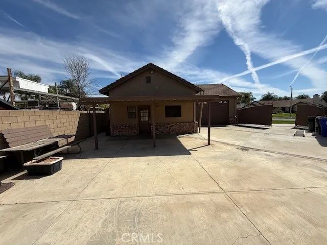 19534 Kiningham Drive, Bloomington, CA 92316