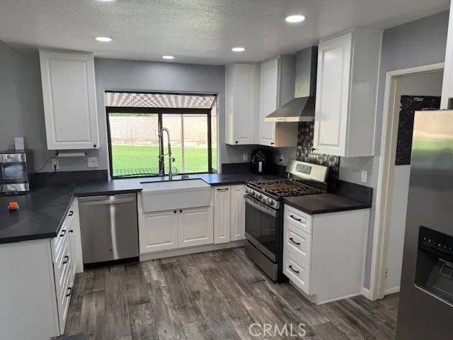 19534 Kiningham Drive, Bloomington, CA 92316