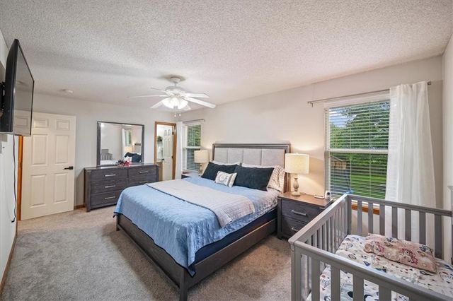 300-B N Buchanan Street, Olathe, KS 66061