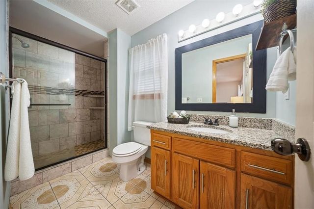 300-B N Buchanan Street, Olathe, KS 66061