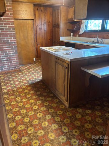 819 N Piedmont Avenue, Kings Mountain, NC 28086