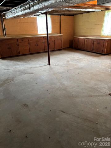 819 N Piedmont Avenue, Kings Mountain, NC 28086