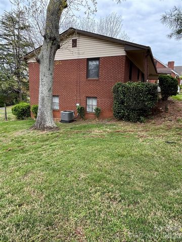 819 N Piedmont Avenue, Kings Mountain, NC 28086