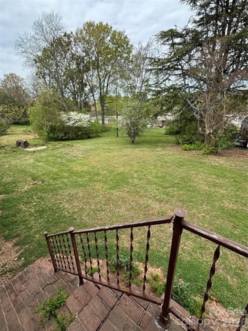 819 N Piedmont Avenue, Kings Mountain, NC 28086