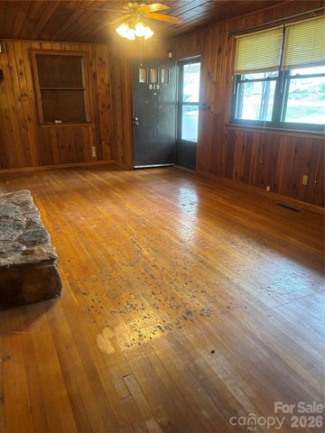 819 N Piedmont Avenue, Kings Mountain, NC 28086