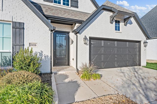 2416 Stella Lane, Northlake, TX 76247