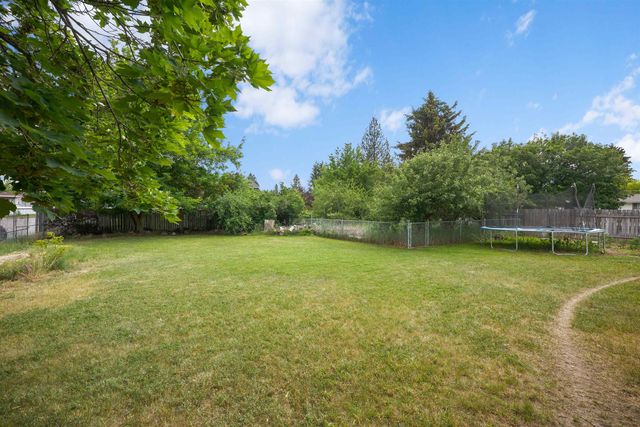 12322 E 26th Ave, Spokane Valley, WA 99216