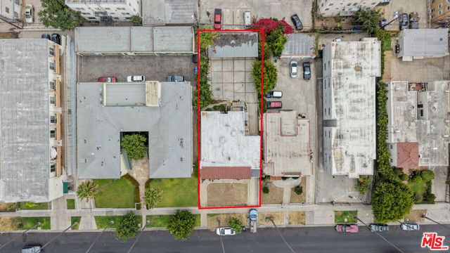 124 N Berendo Street, Los Angeles, CA 90004
