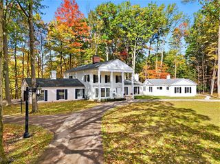 9700 Rollin Road, Waite Hill, OH 44094