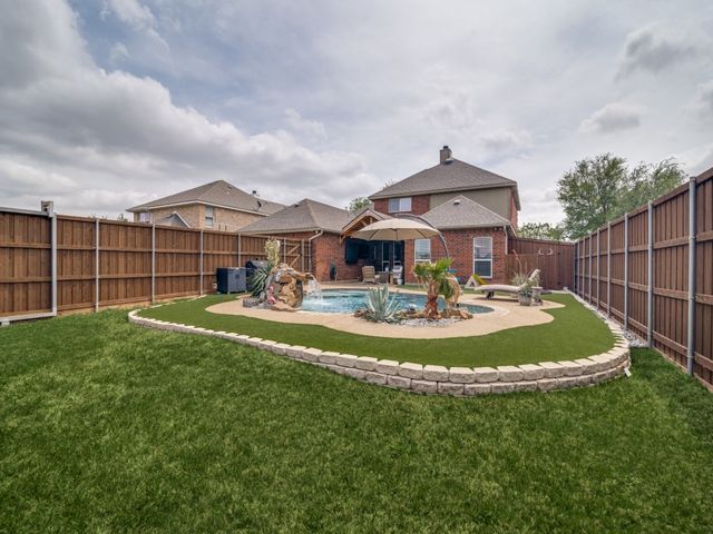 1221 E Oak Street, Wylie, TX 75098