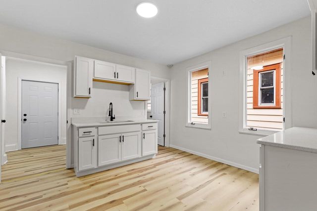 2364 S 20th STREET, Milwaukee, WI 53215