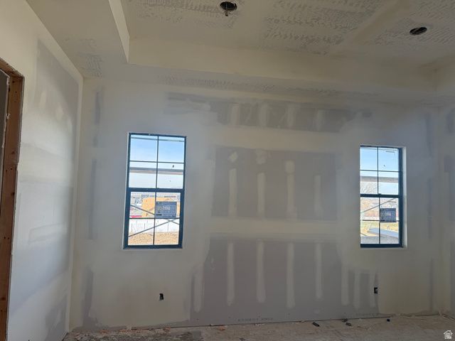 136 W SUMMERHILL LN, Centerville, UT 84014