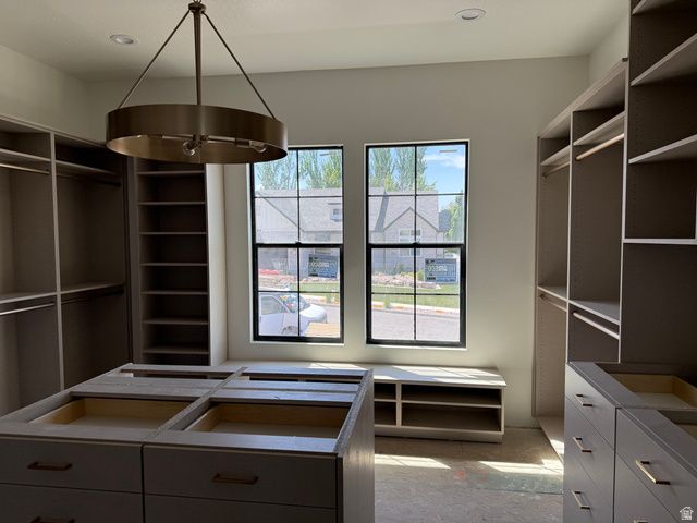 136 W SUMMERHILL LN, Centerville, UT 84014