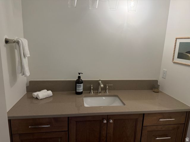 136 W SUMMERHILL LN, Centerville, UT 84014