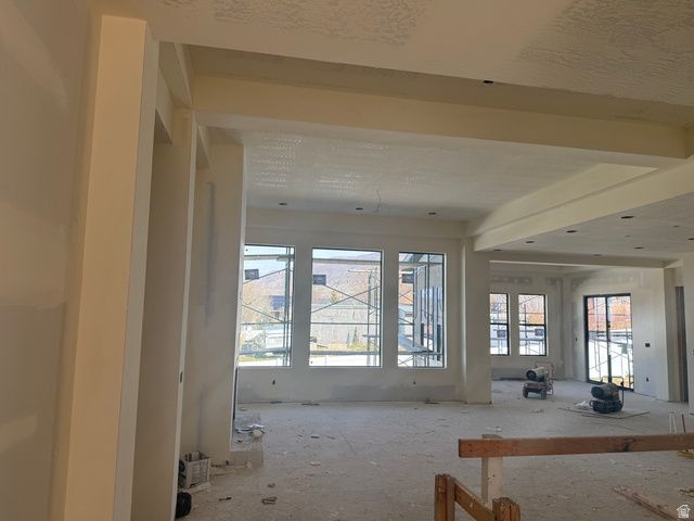 136 W SUMMERHILL LN, Centerville, UT 84014