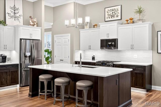 53 Fountain Valley Court, St Peters, MO 63376