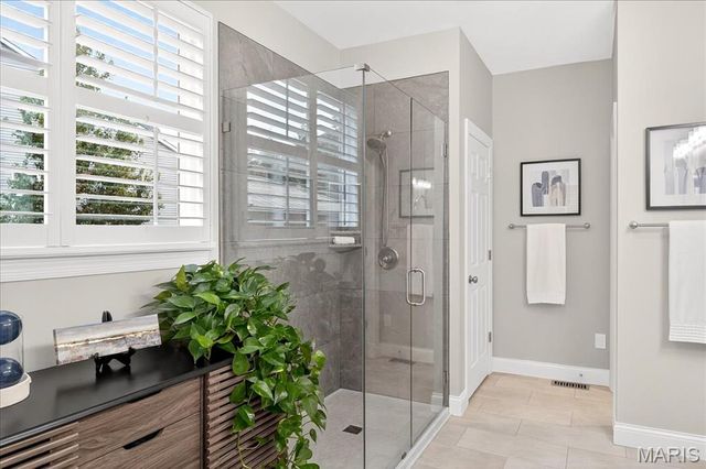 53 Fountain Valley Court, St Peters, MO 63376