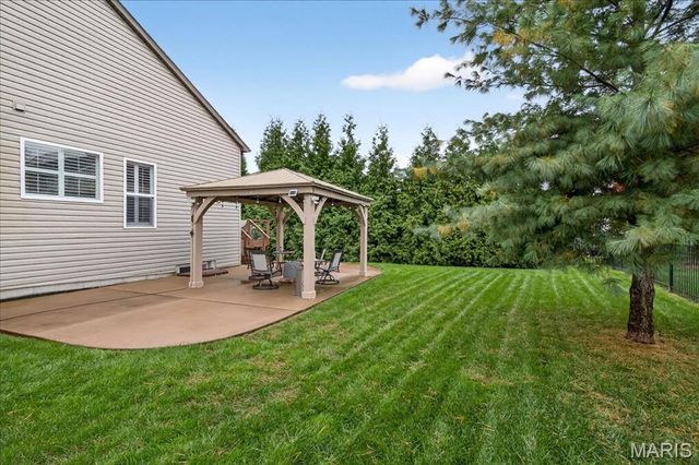 53 Fountain Valley Court, St Peters, MO 63376