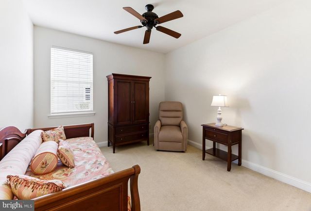 31 SILVER CREEK DR, Mantua, NJ 08051