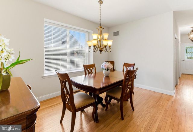 31 SILVER CREEK DR, Mantua, NJ 08051