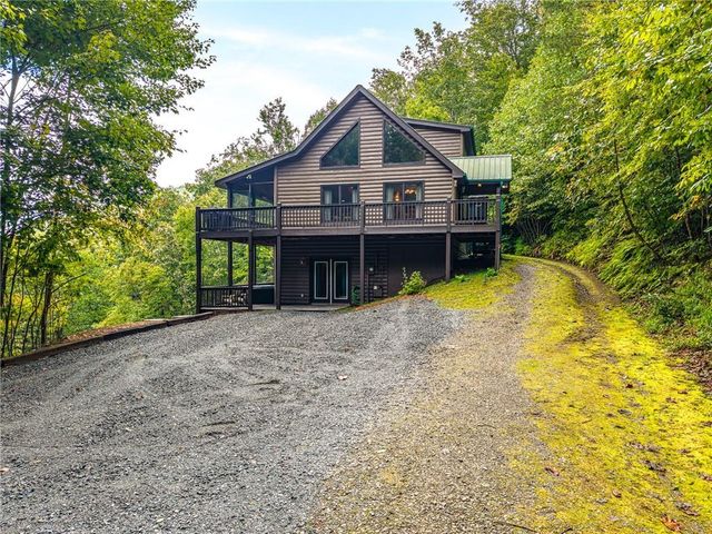 624 Rhonda Lane, Mineral Bluff, GA 30559