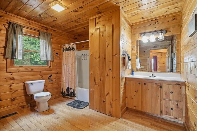 624 Rhonda Lane, Mineral Bluff, GA 30559