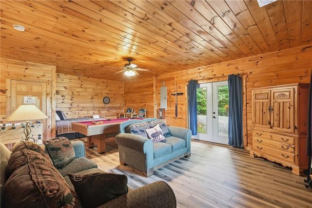 624 Rhonda Lane, Mineral Bluff, GA 30559