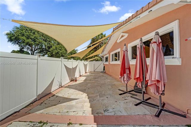 3701 Mckinley St, Hollywood, FL 33021