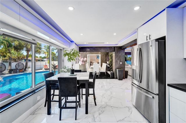 3701 Mckinley St, Hollywood, FL 33021