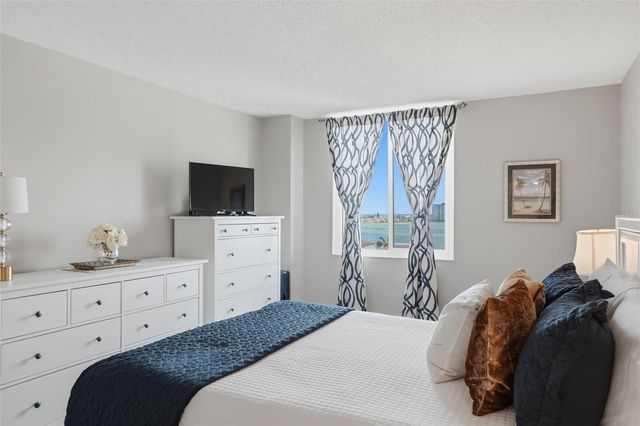 6372 PALMA DEL MAR BOULEVARD S 606, St Petersburg, FL 33715