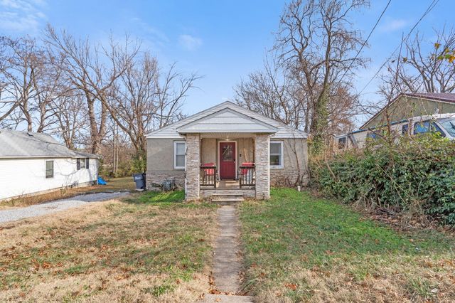 208 N GARTH AVE, Columbia, MO 65203