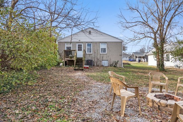 208 N GARTH AVE, Columbia, MO 65203