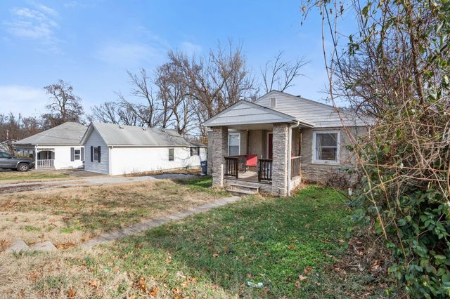 208 N GARTH AVE, Columbia, MO 65203