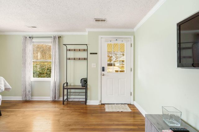 208 N GARTH AVE, Columbia, MO 65203