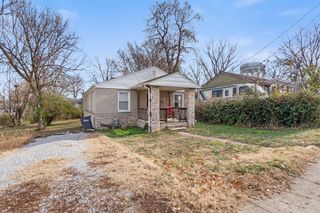 208 N GARTH AVE, Columbia, MO 65203
