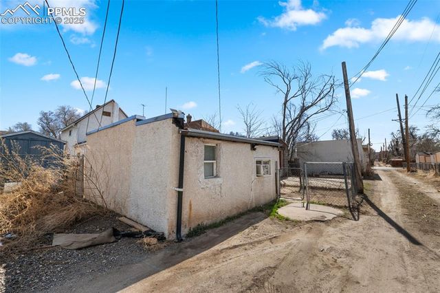 1437 Cypress Street, Pueblo, CO 81004