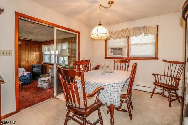 9 Castleton Ave, Franklin Twp., NJ 08873